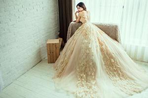 Tổ chức đám cưới Menu24h – Bí quyết lựa chọn màu sắc cho những chiếc váy cưới ấn tượng